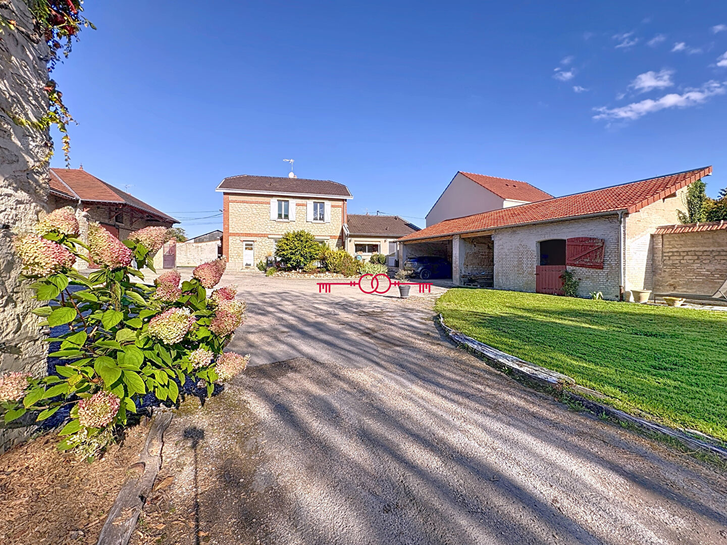 Maison 7 pièces 194 m² · à Lavannes · 194 m² · 399 000 €