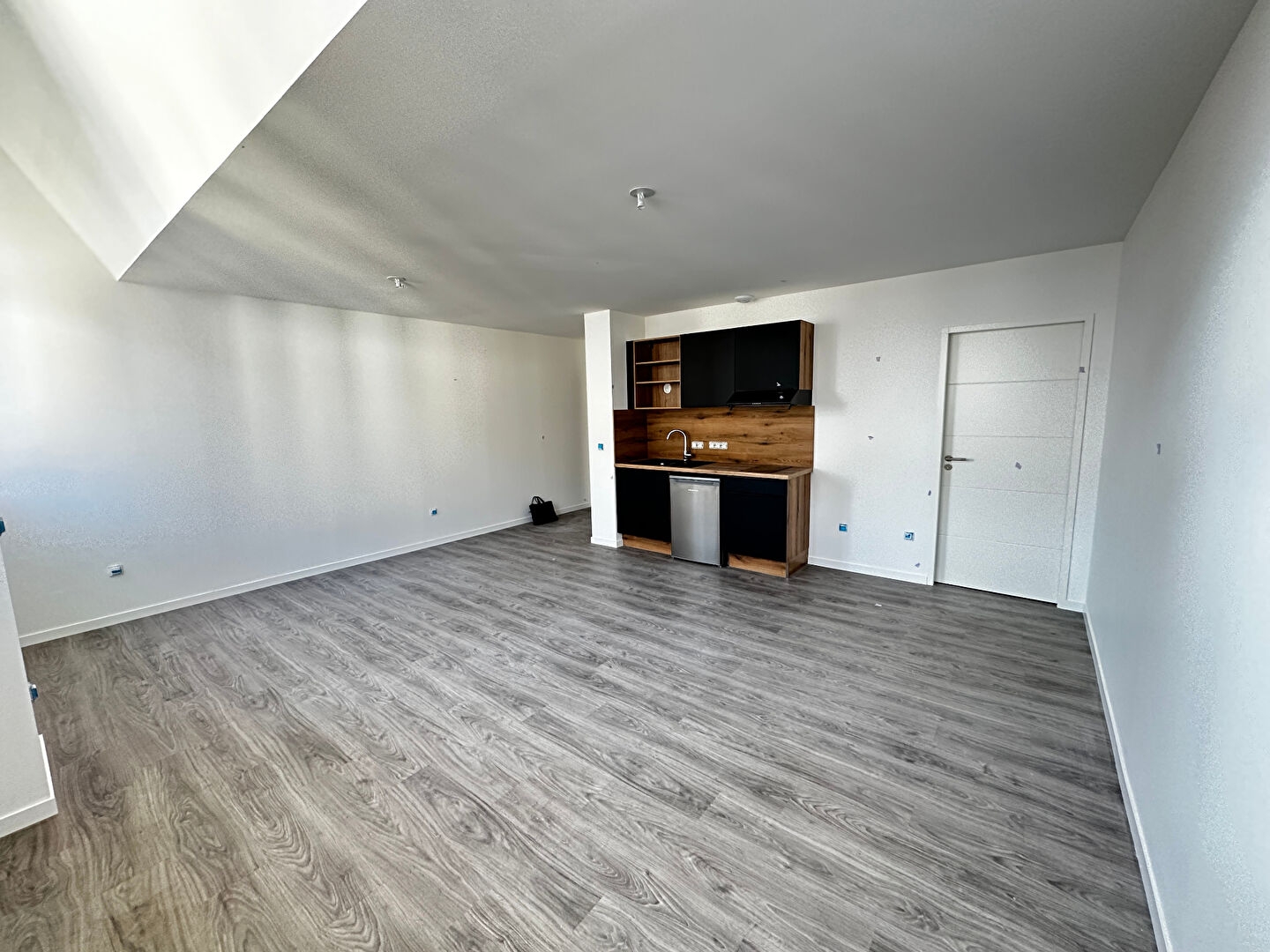 Appartement Reims 1 pièce(s) 35.74 m2 - 1