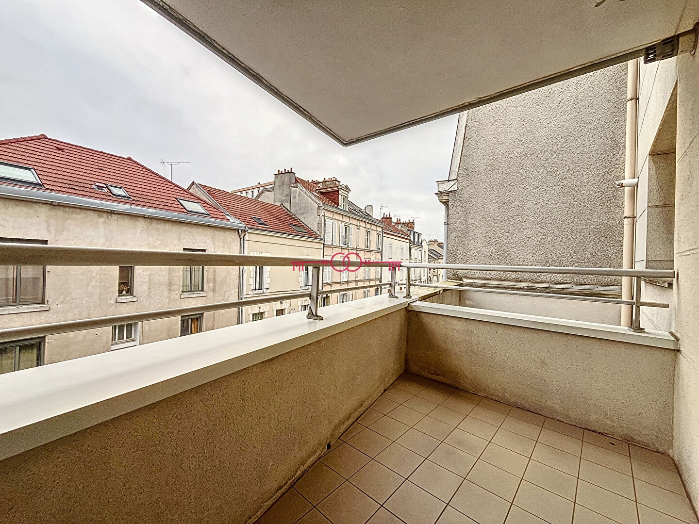 Reims Ruinard de Brimont - Moissons - Appartement coup de coeur avec terrasse et garage - 2