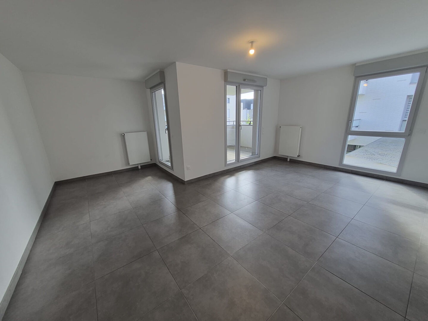 Appartement 3 pièces à Bezannes - photo 2