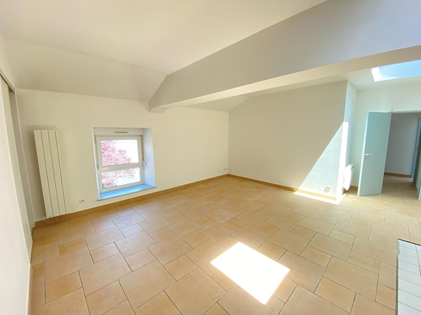 Appartement 3 pièces à Witry les reims - photo 3