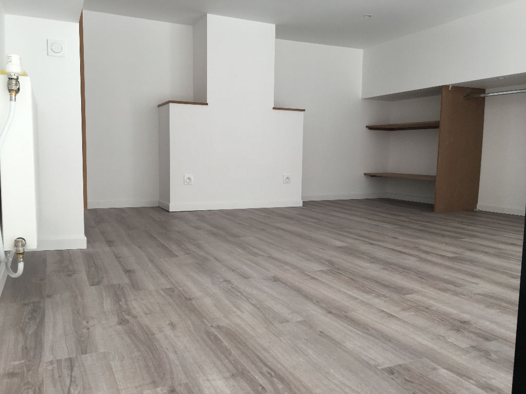Appartement 2 pièces à Reims - photo 2