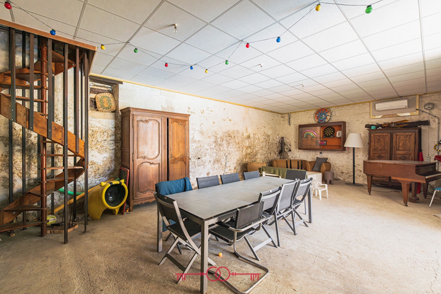 Maison 9 pièces à Coulonges cohan - photo 12