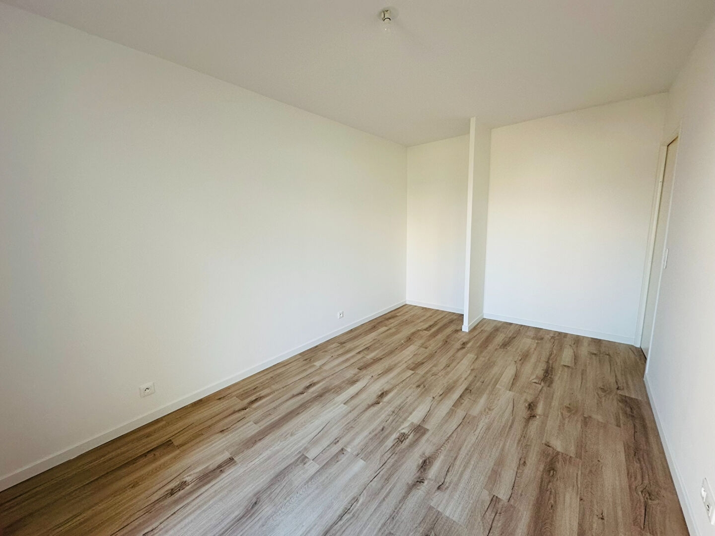 Appartement 4 pièces à Reims - photo 6