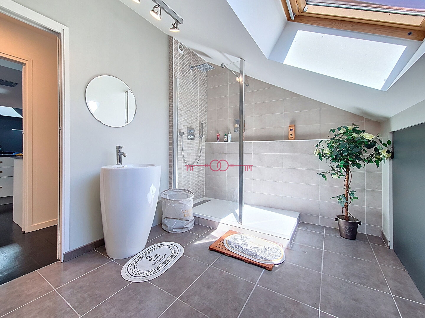  Appartement Duplex 89 m² - Reims Hyper Centre - photo 5