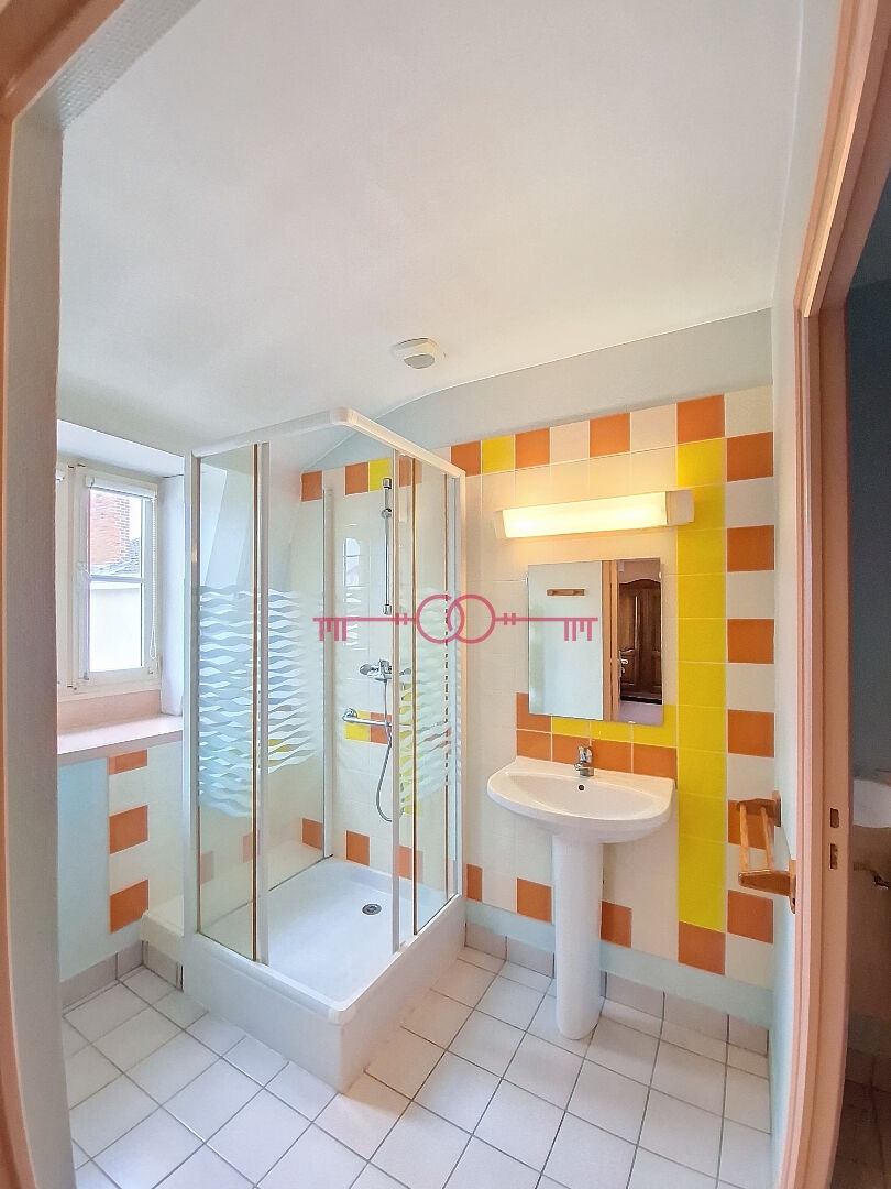 Appartement 1 pièces à Chalons en champagne - photo 2