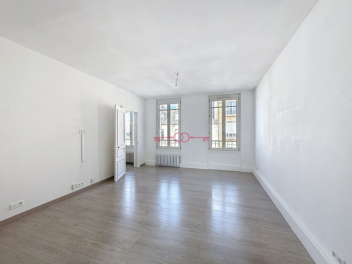  A VENDRE - APPARTEMENT T2 - CENTRE VILLE REIMS - photo 5