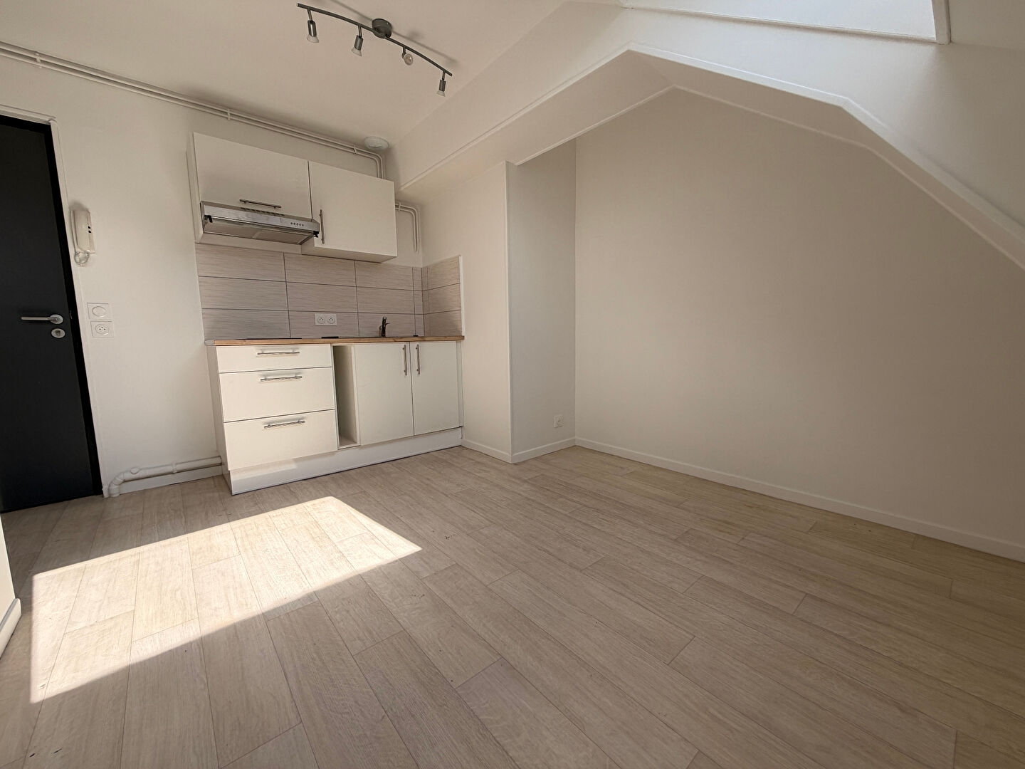 Appartement 2 pièces à Reims - photo 3