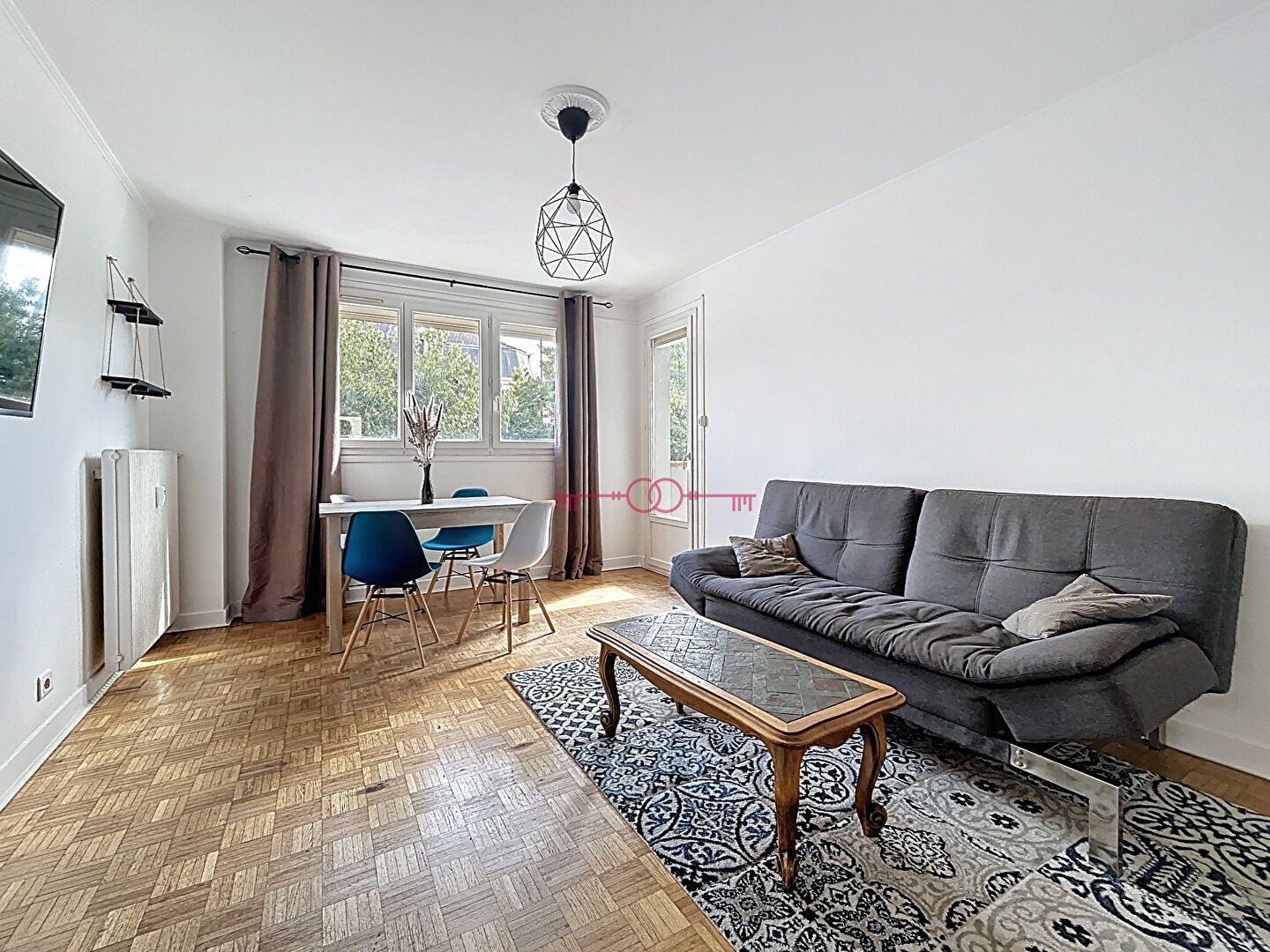  EN EXCLUSIVITÉ - APPARTEMENT DE TYPE 3 AVEC BALCON - À REIMS - photo 3