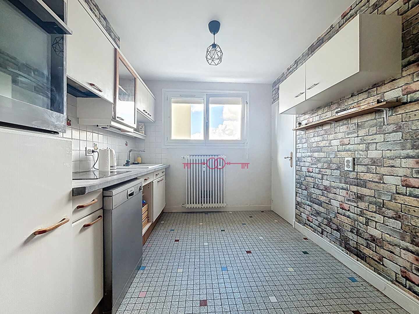  EN EXCLUSIVITÉ - APPARTEMENT DE TYPE 3 AVEC BALCON - À REIMS - photo 7