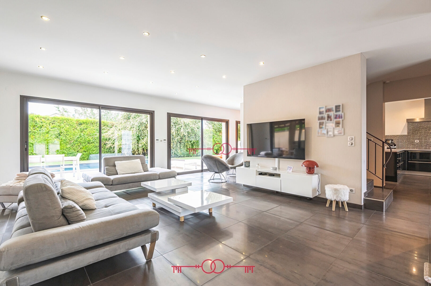  Maison Champigny 8 pièce(s)  180 m2 avec piscine - photo 4