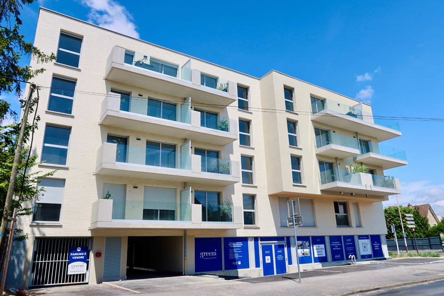  REIMS - Local commercial 194 m2 - photo 1