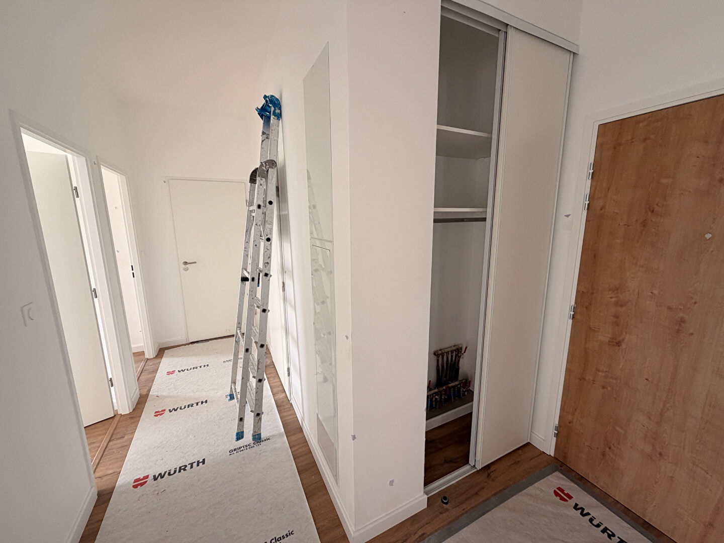 Appartement 5 pièces à Bezannes - photo 7