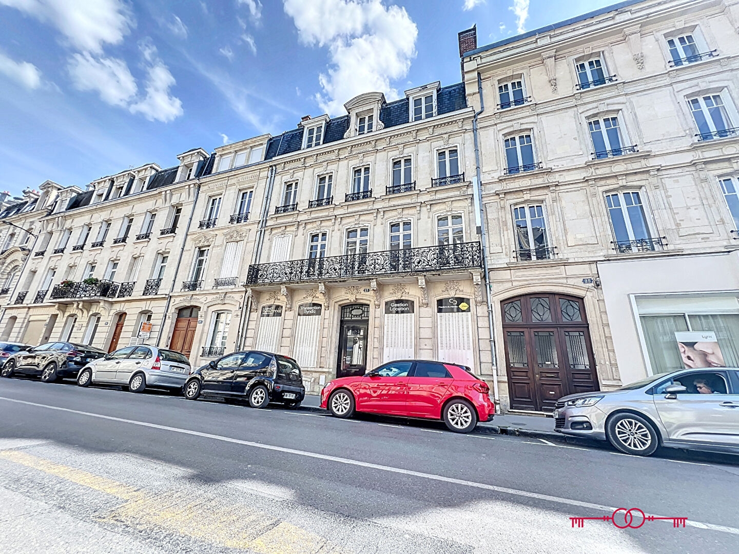  Immeuble Reims 12 pièce(s) 267.69 m2 - photo 1