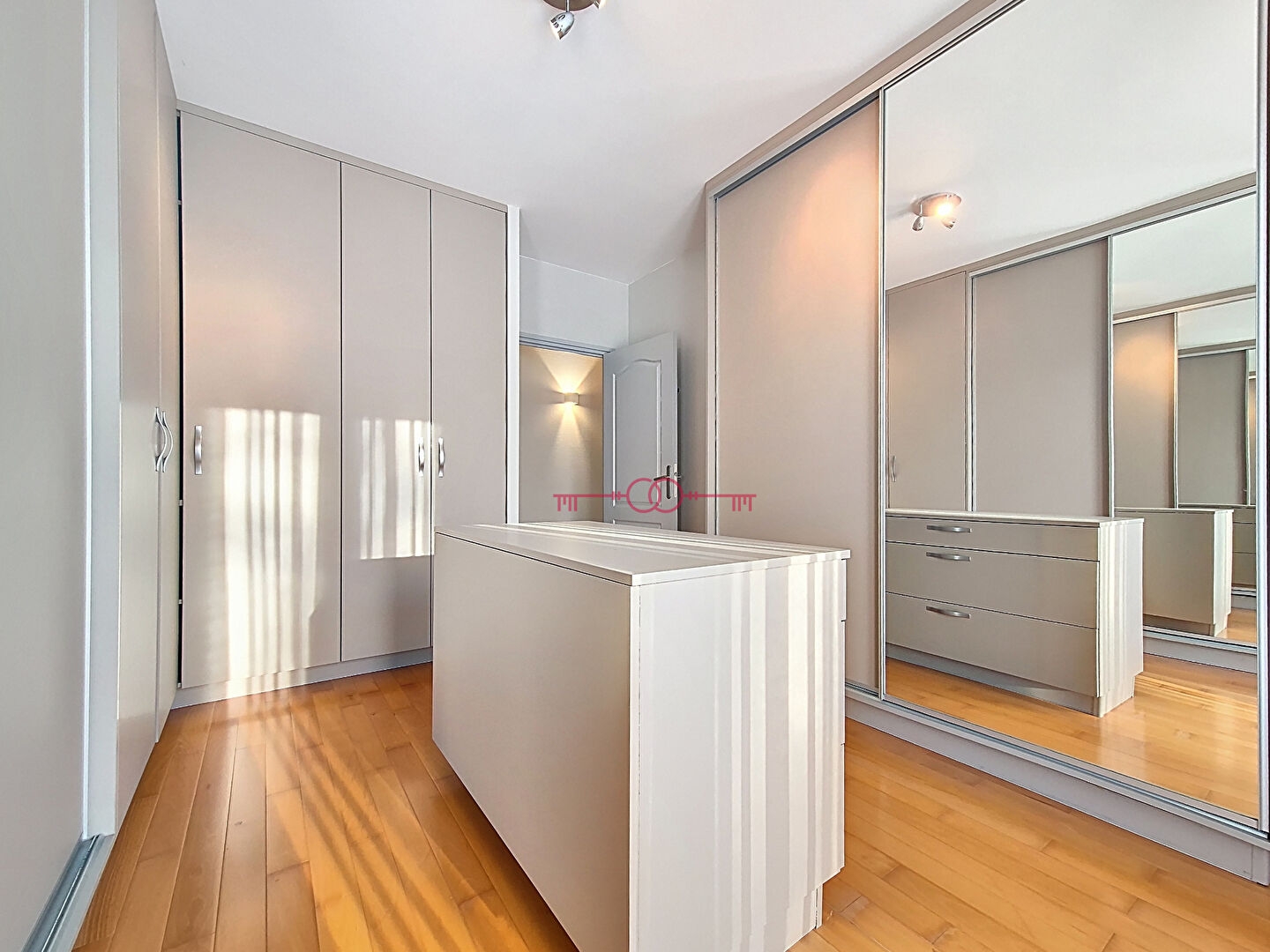  Gueux - Maison Familiale - 6 chambres - photo 11