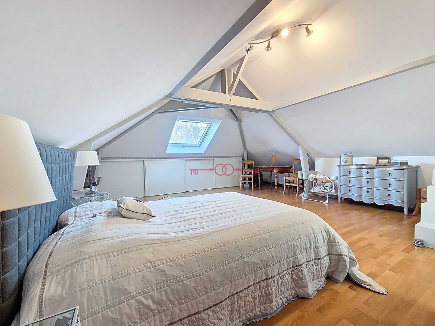  Gueux - Maison Familiale - 6 chambres - photo 14