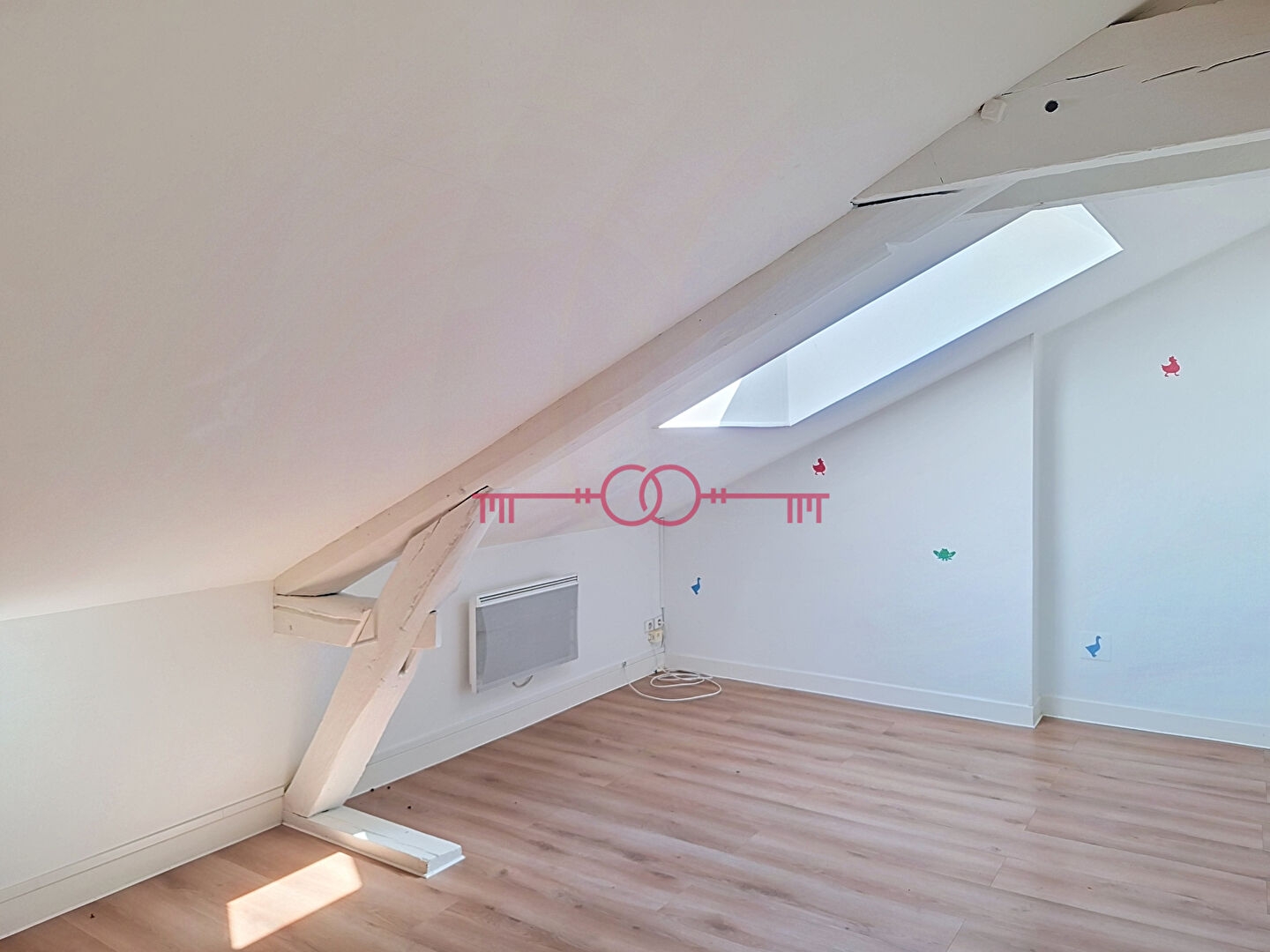Appartement 7 pièces à Chalons en champagne - photo 8