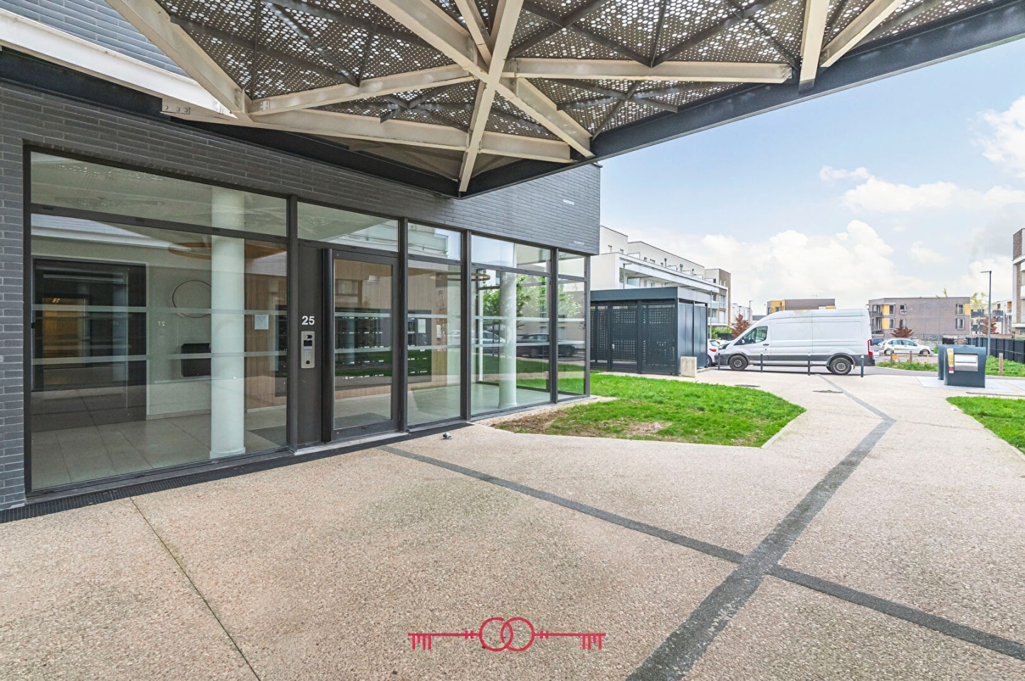  EN EXCLUSIVITE - A VENDRE - STUDIO NEUF AVEC JARDIN - BEZANNES - photo 8