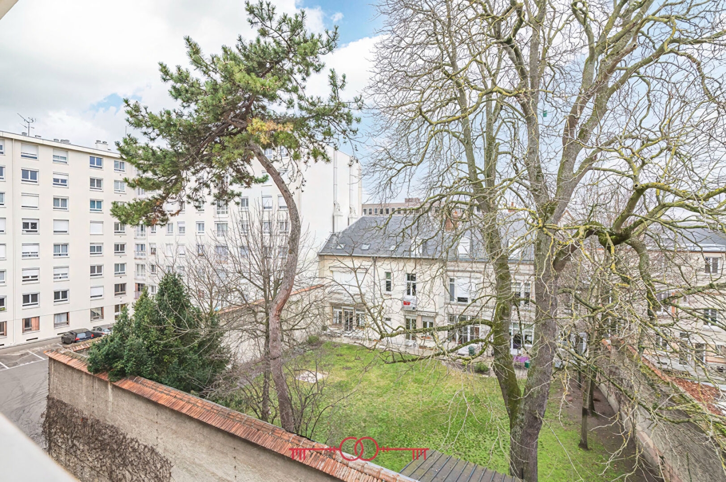  A VENDRE EN EXCLUSIVITE - APPARTEMENT T2 - CENTRE VILLE REIMS - photo 1