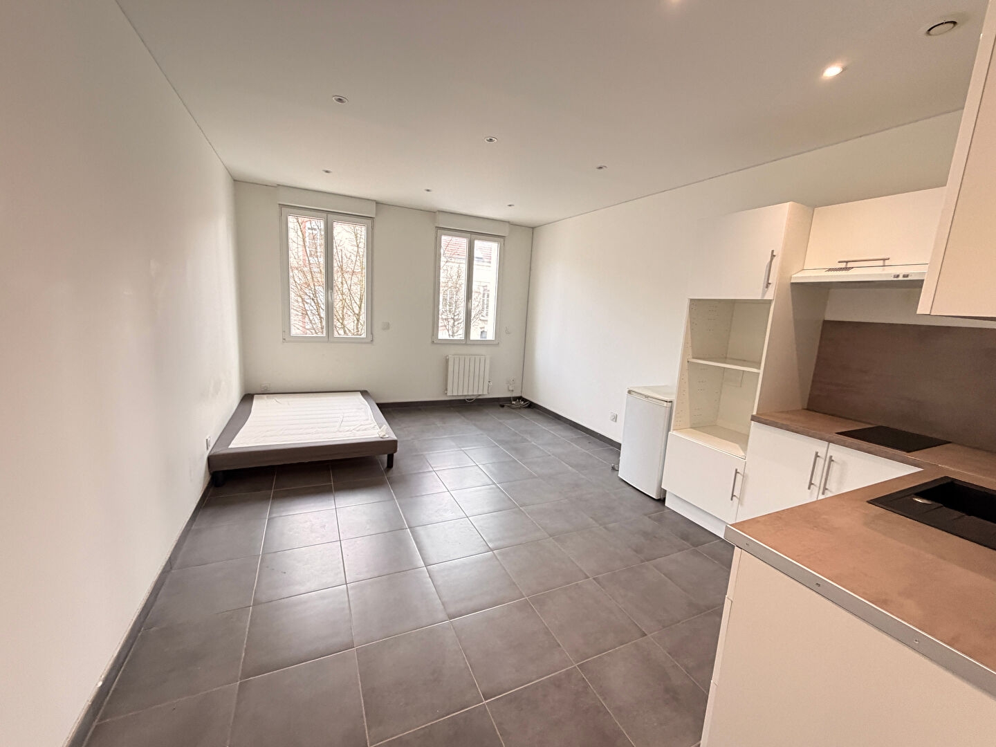  Appartement 1 pièce 26.77m2 - photo 2