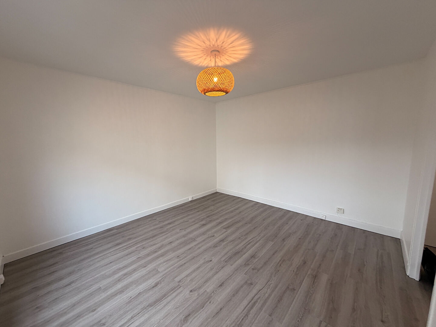  Appartement 1 pièce 30.55m2 - photo 6