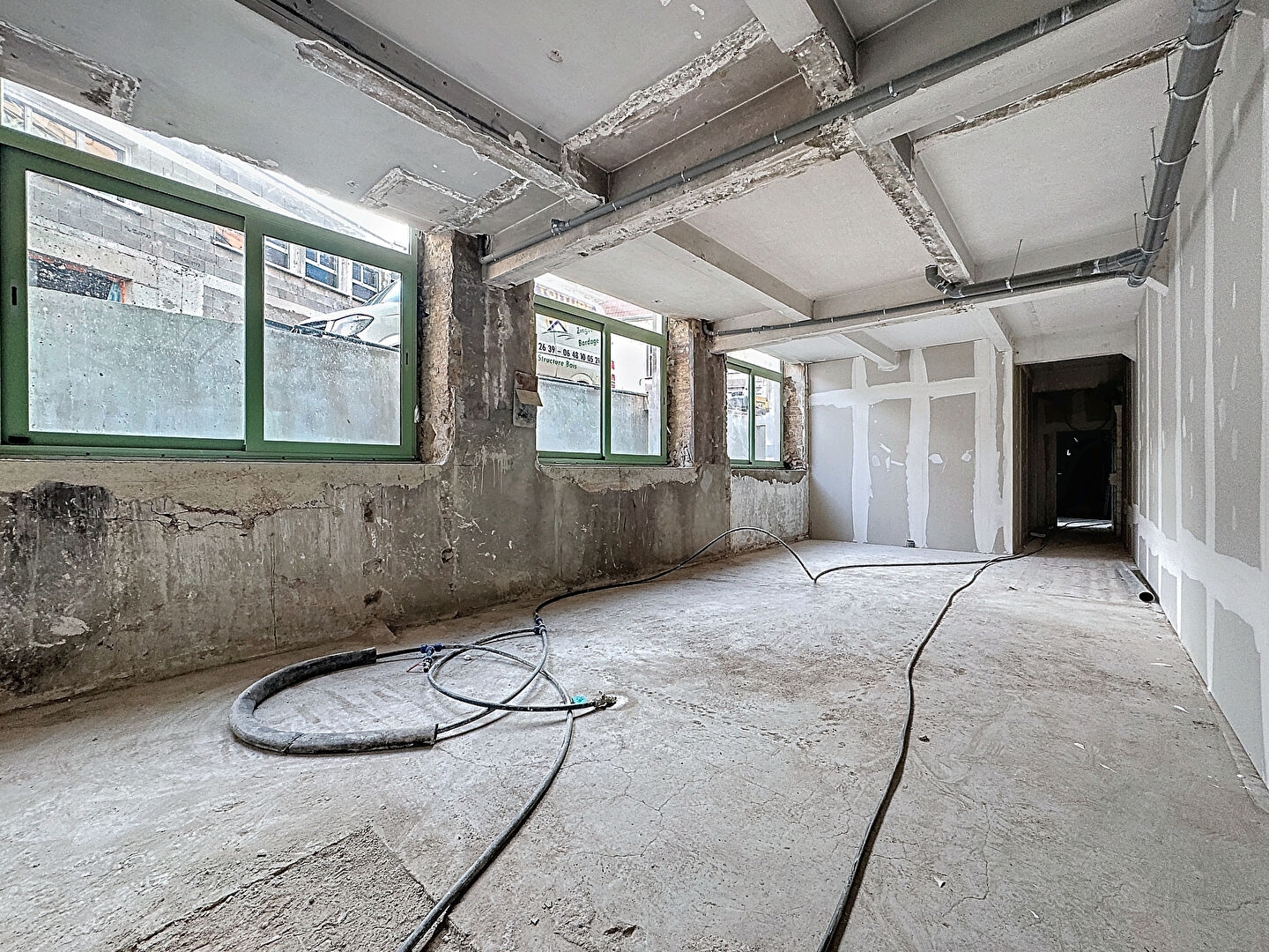  À VENDRE - LOCAL PROFESSIONNEL À AMENAGER EN BUREAU - RUE DES MOISSONS - photo 7