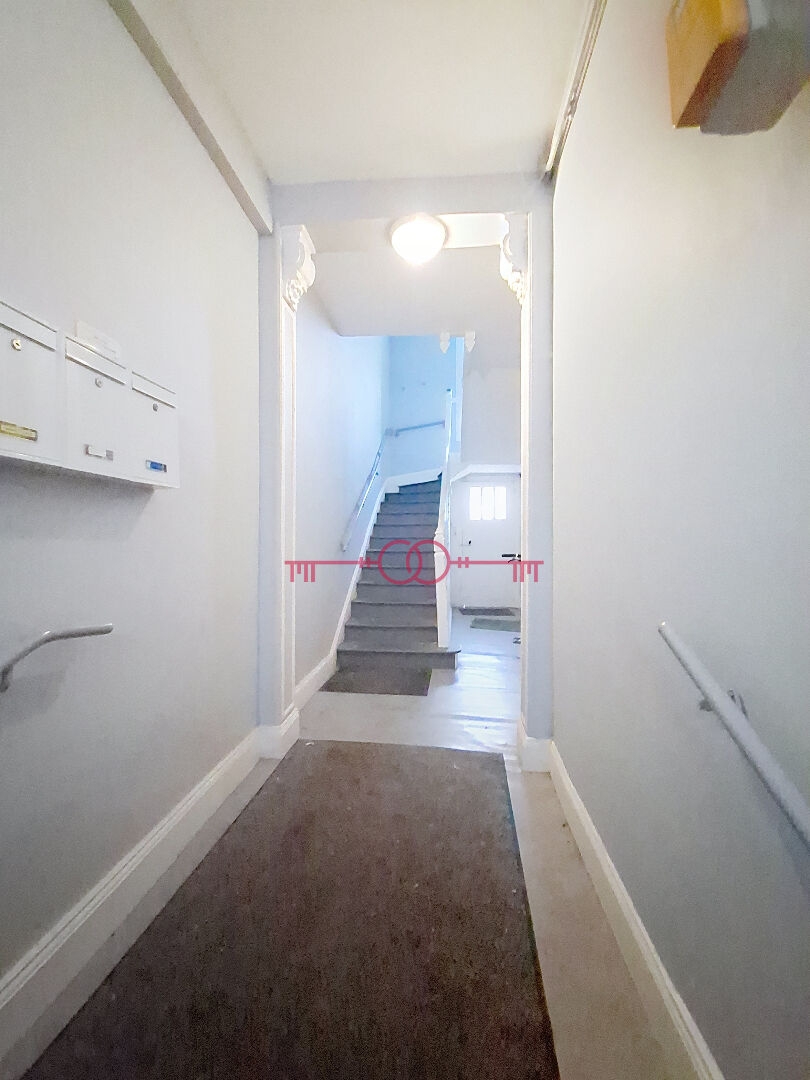 Immeuble  pièces à Chalons en champagne - photo 9