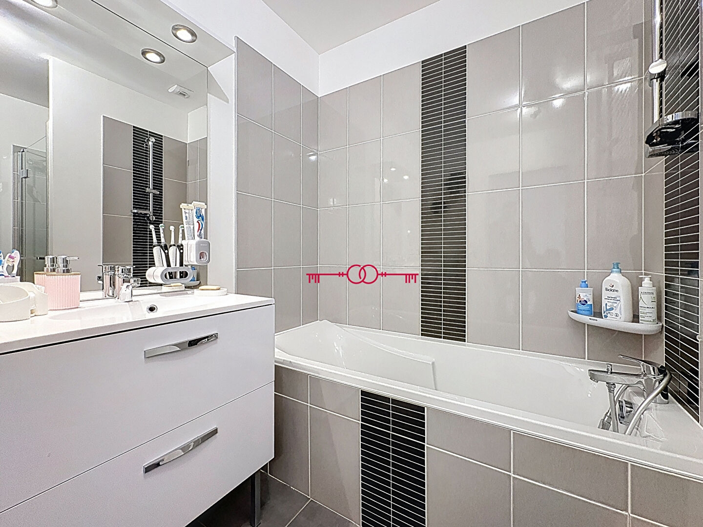  EN EXCLUSIVITE - A VENDRE MAISON  4 CHAMBRES JARDIN ET GARAGE - photo 9