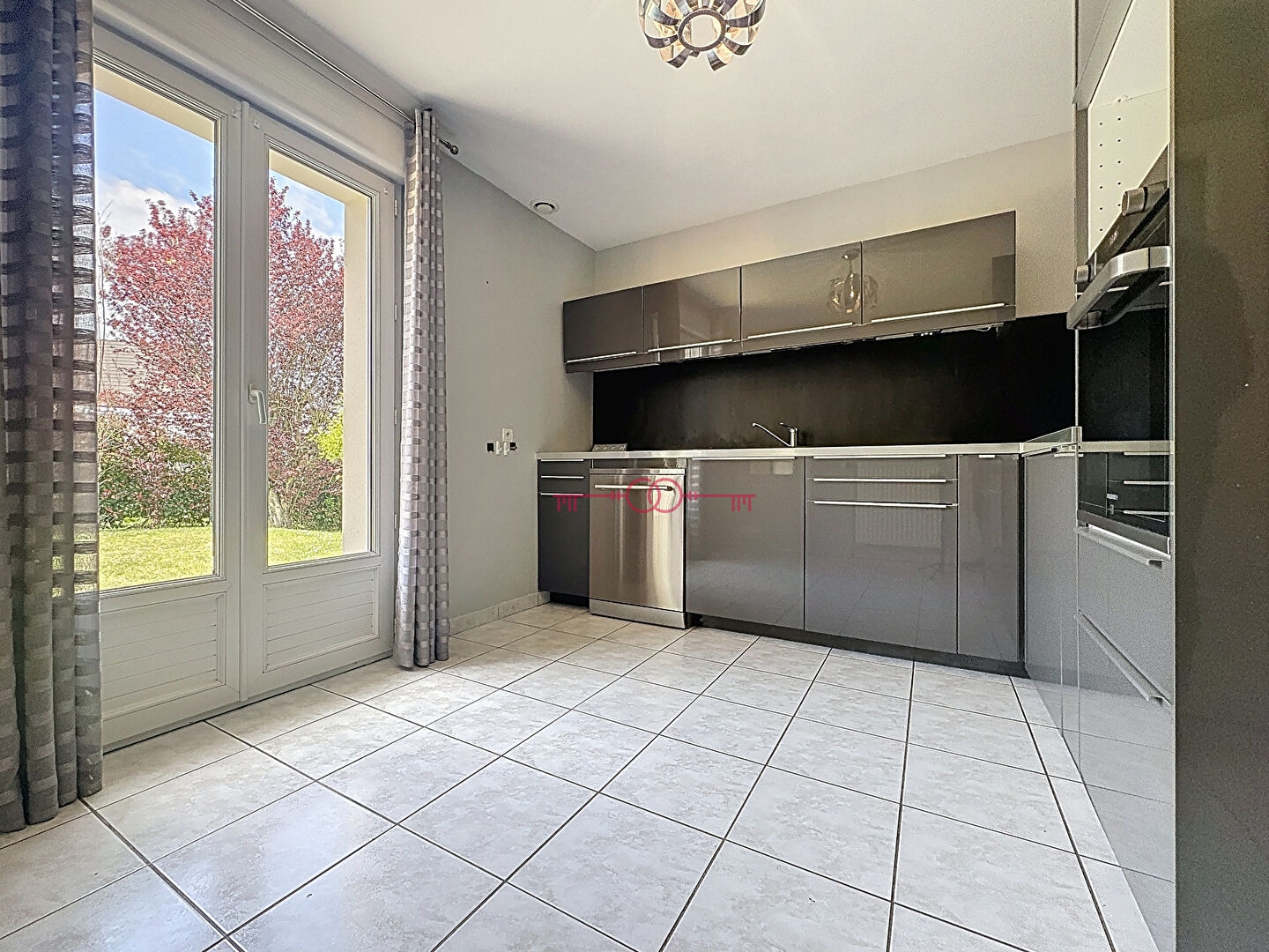 Maison 6 pièces à Muizon - photo 4