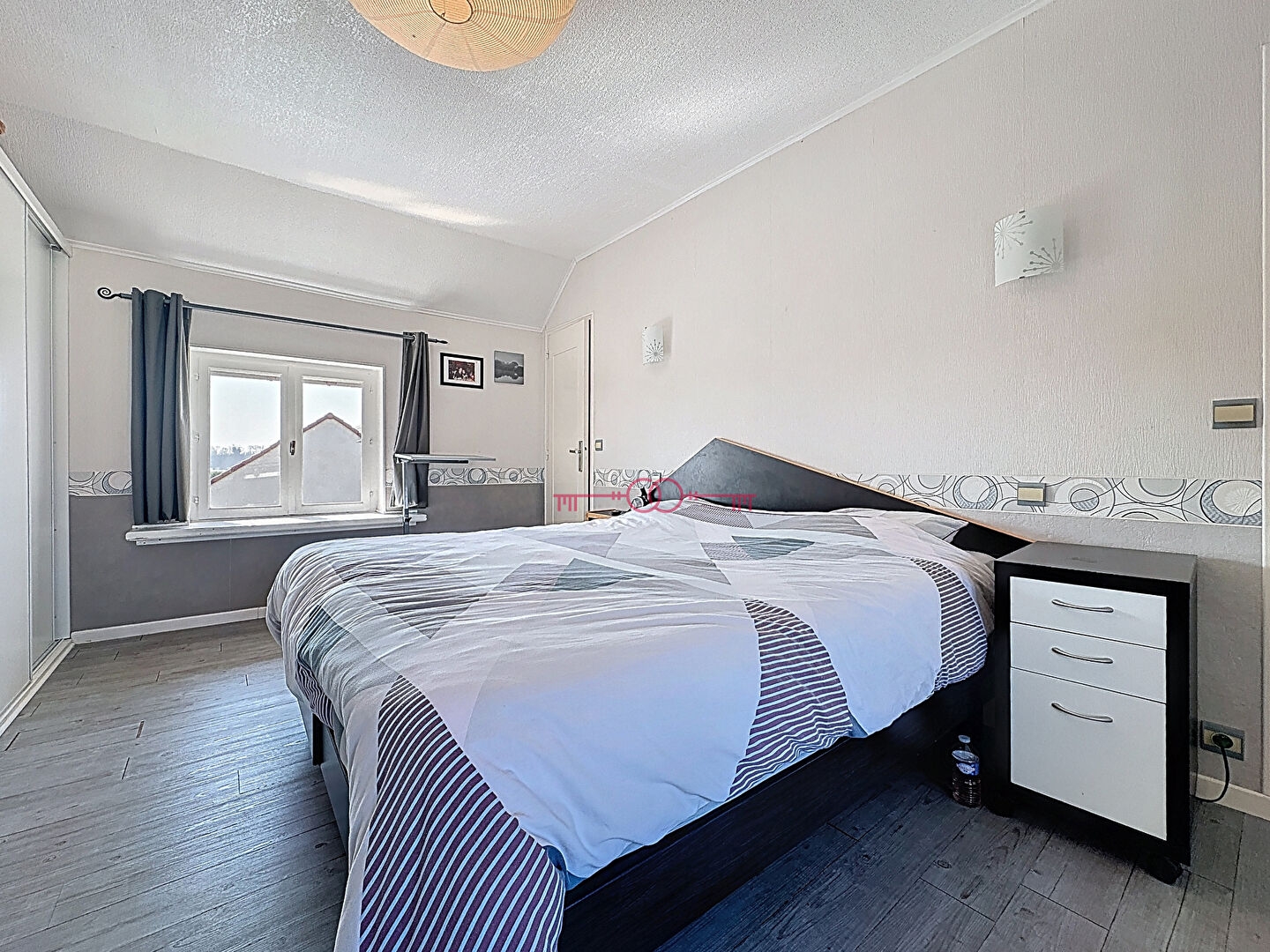 Maison 5 pièces à Menneville - photo 8