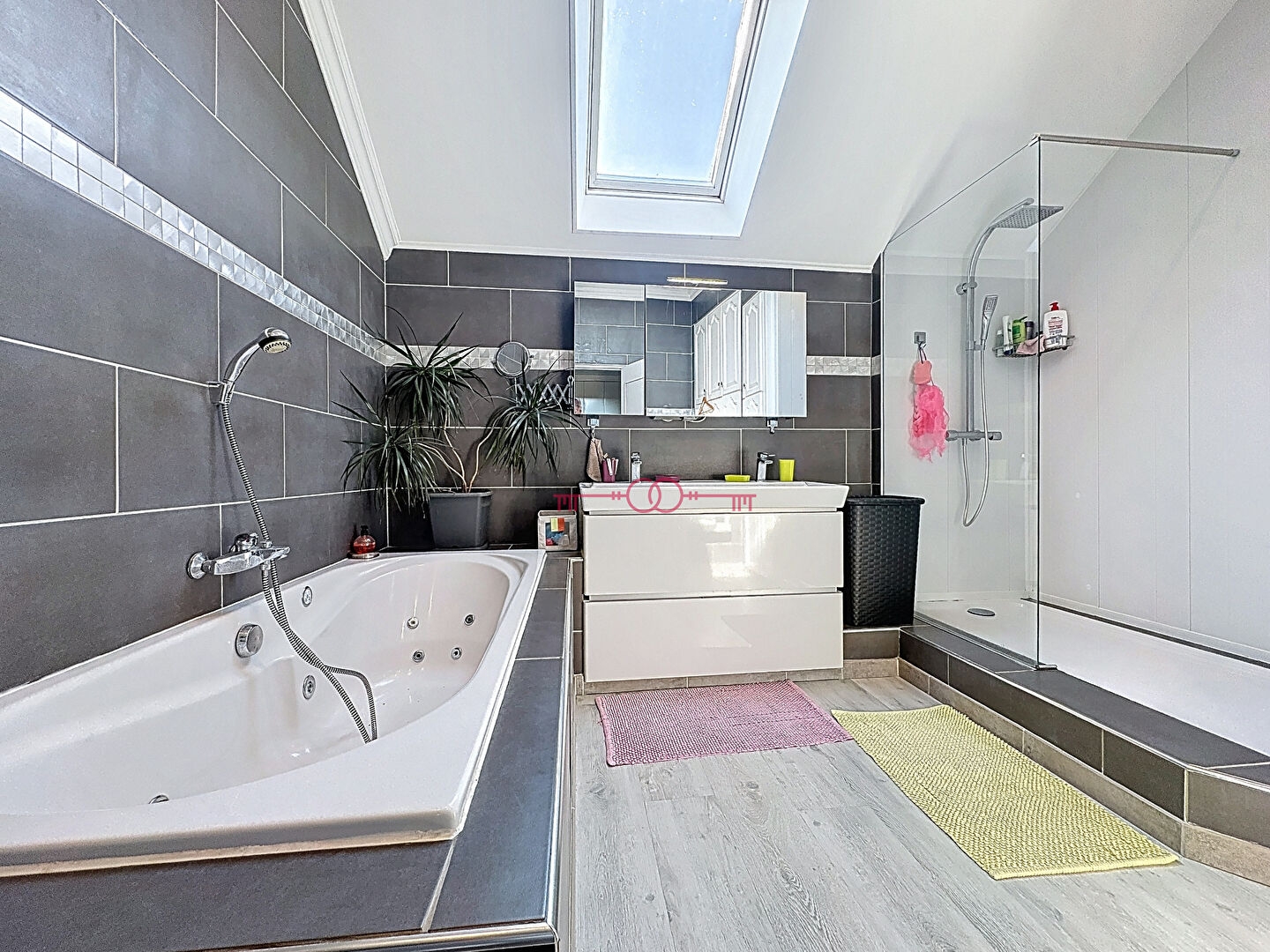 Maison 5 pièces à Menneville - photo 8