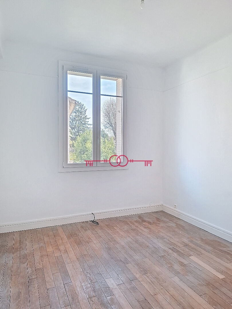 Appartement 3 pièces à Chalons en champagne - photo 7