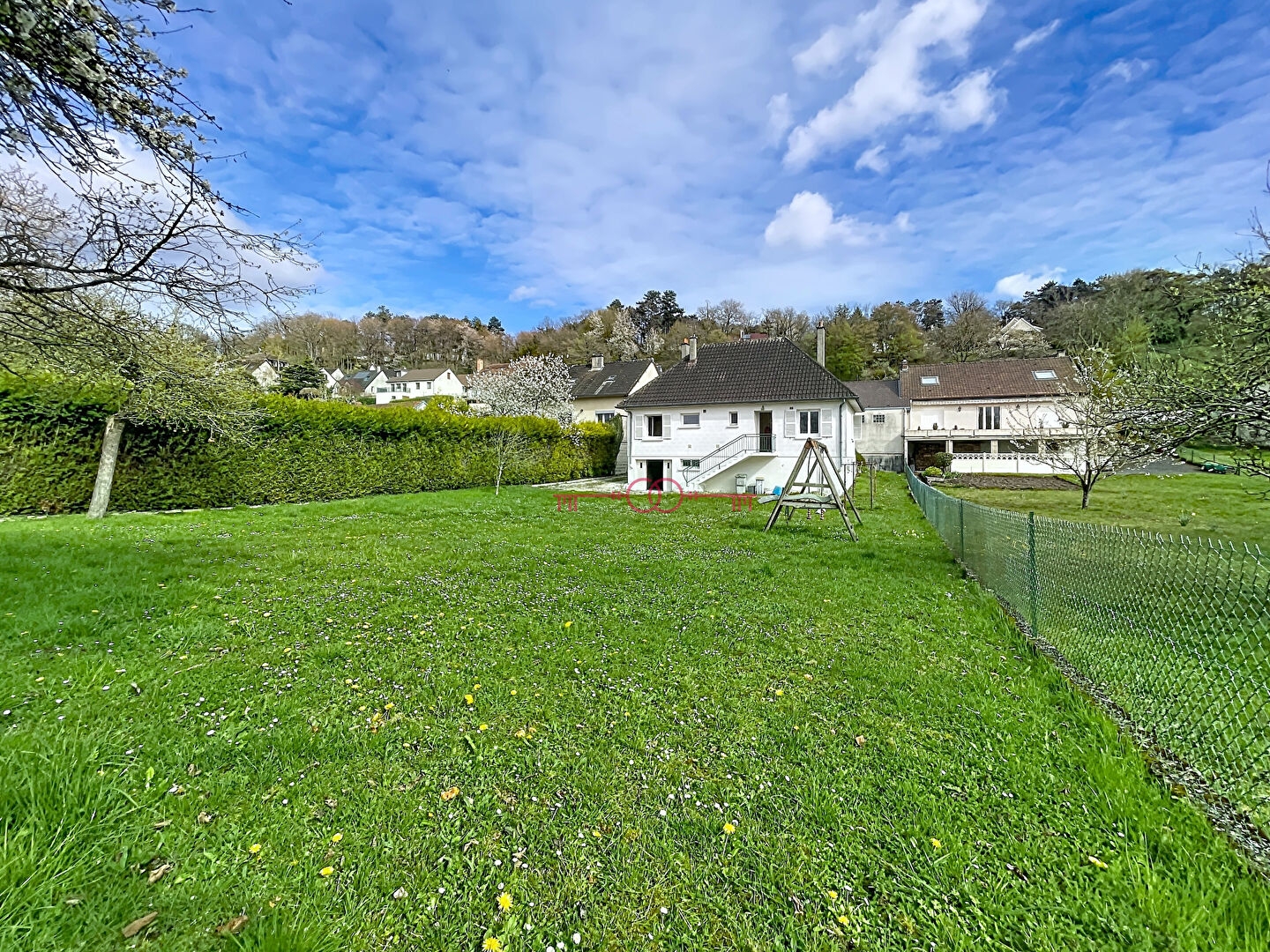 Maison 4 pièces à Champillon - photo 1