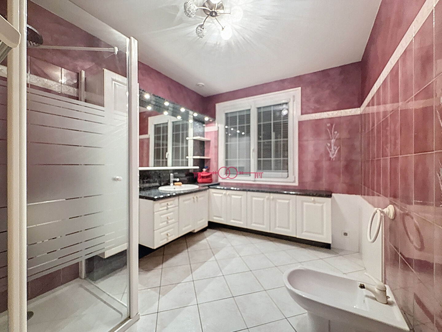 Maison 6 pièces à La neuville au pont - photo 4