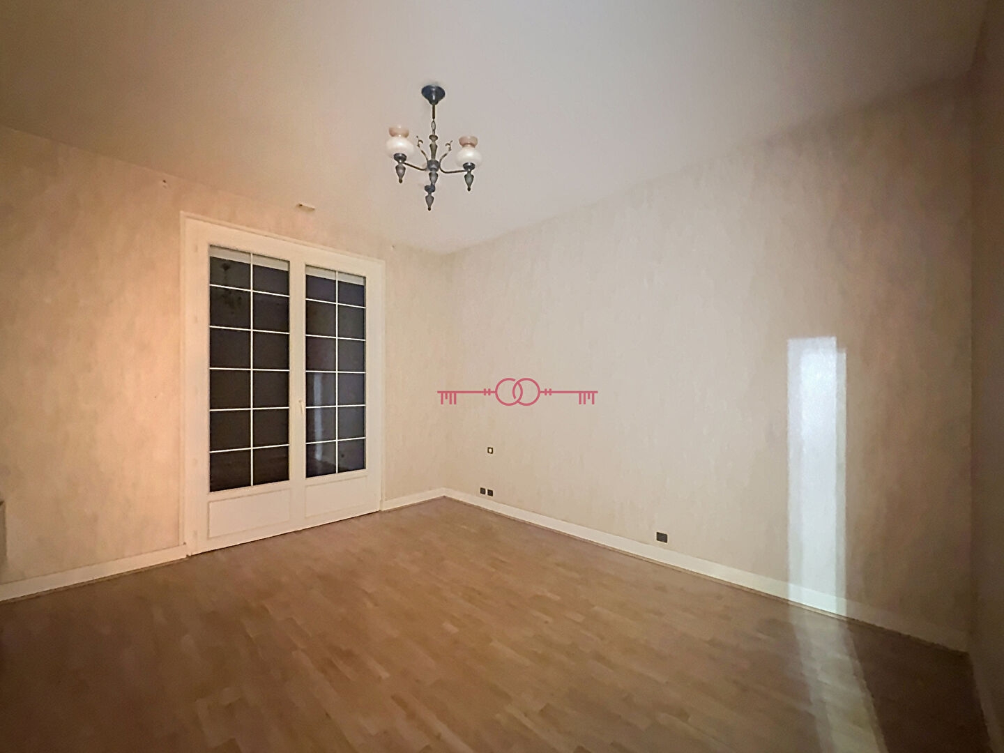 Maison 6 pièces à La neuville au pont - photo 6