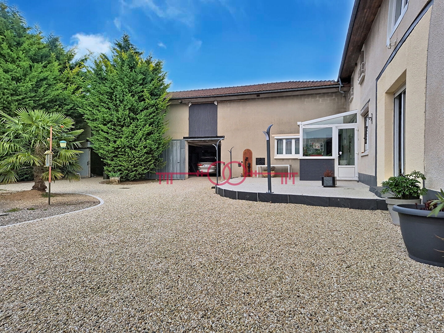 Maison 10 pièces à Courtisols - photo 17