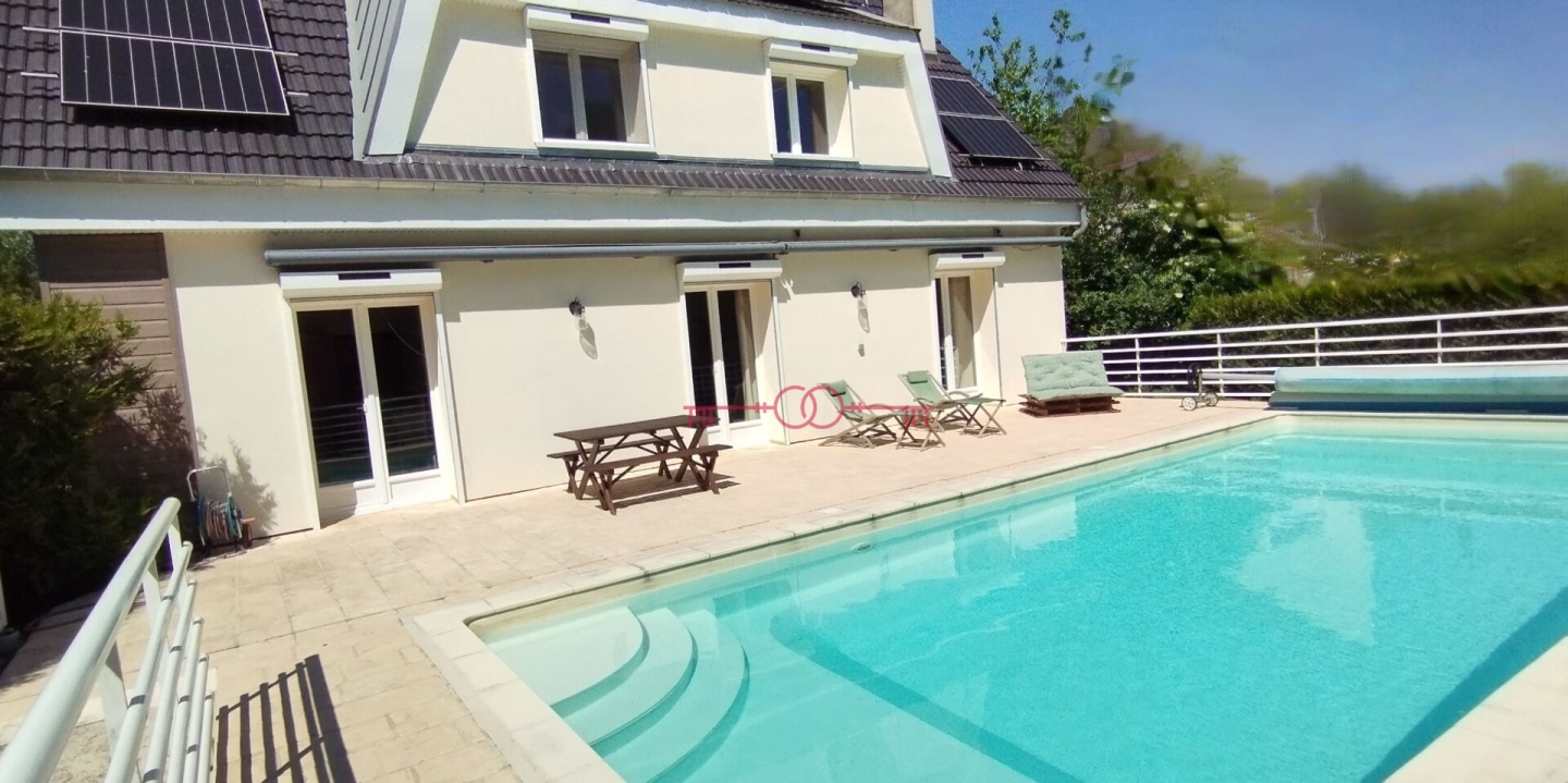 Maison 9 pièces à Gueux - photo 1