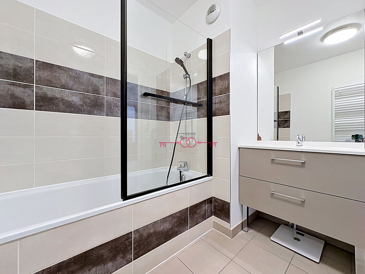 Appartement 4 pièces à Reims - photo 6