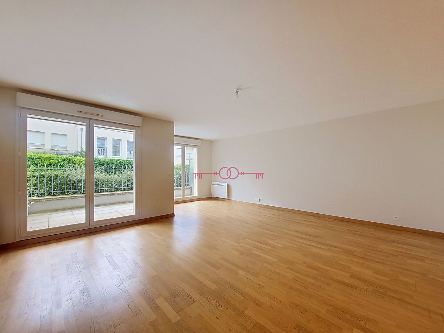 Appartement 5 pièces à Reims - photo 2