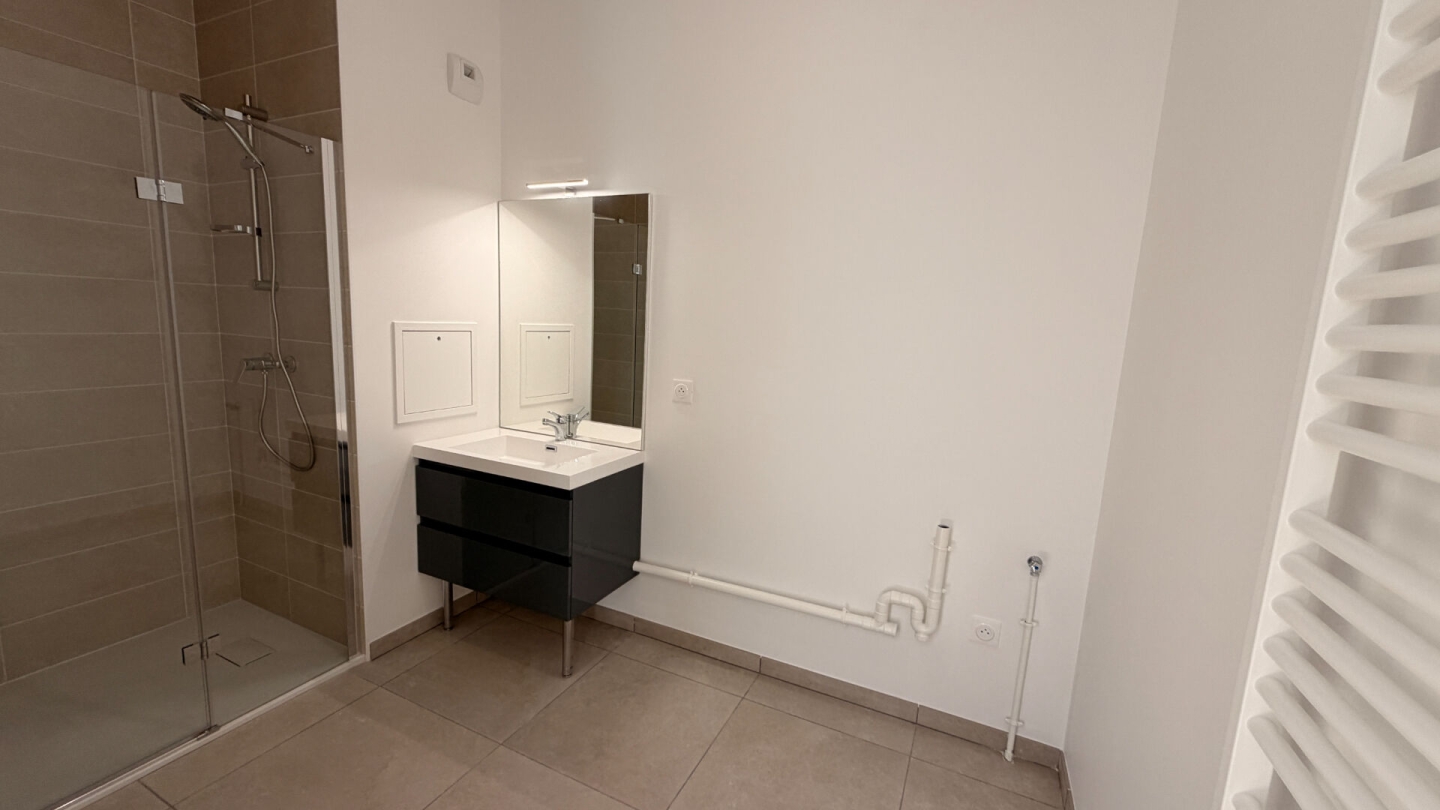 Appartement 5 pièces à Bezannes - photo 11