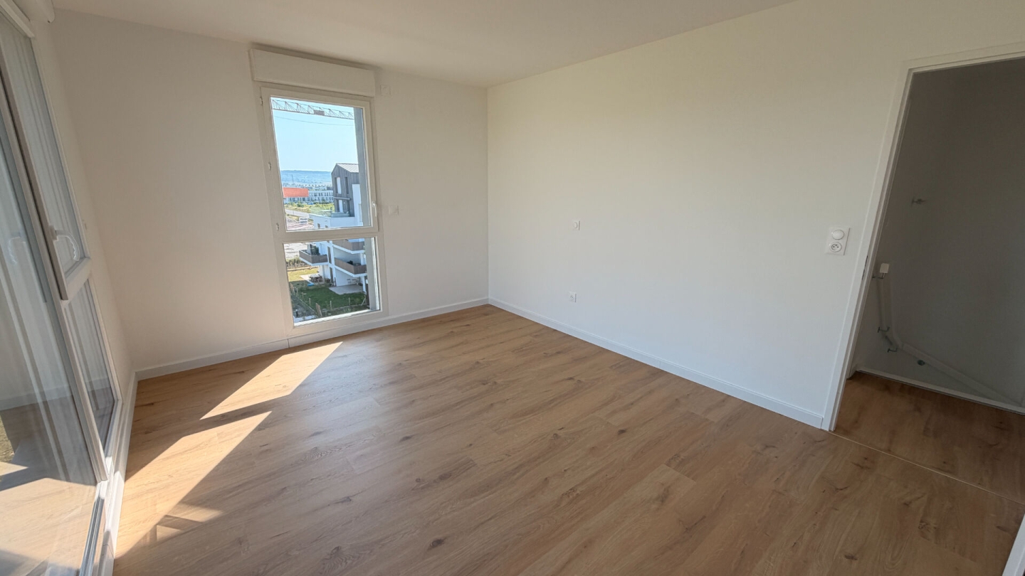 Appartement 5 pièces à Bezannes - photo 12
