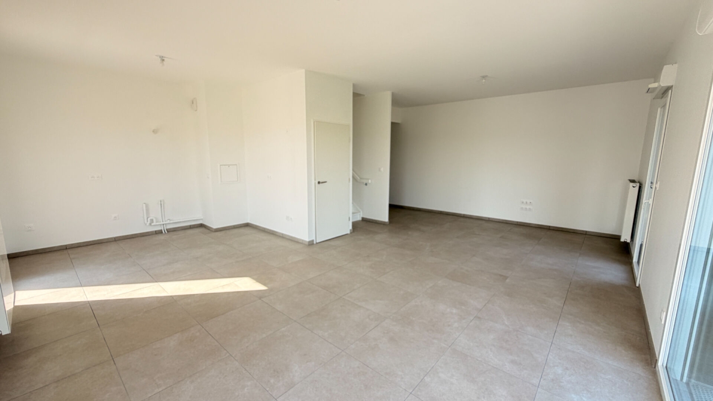 Appartement 5 pièces à Bezannes - photo 17