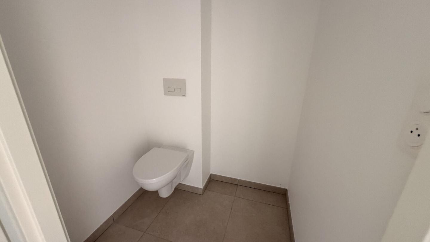 Appartement 5 pièces à Bezannes - photo 8