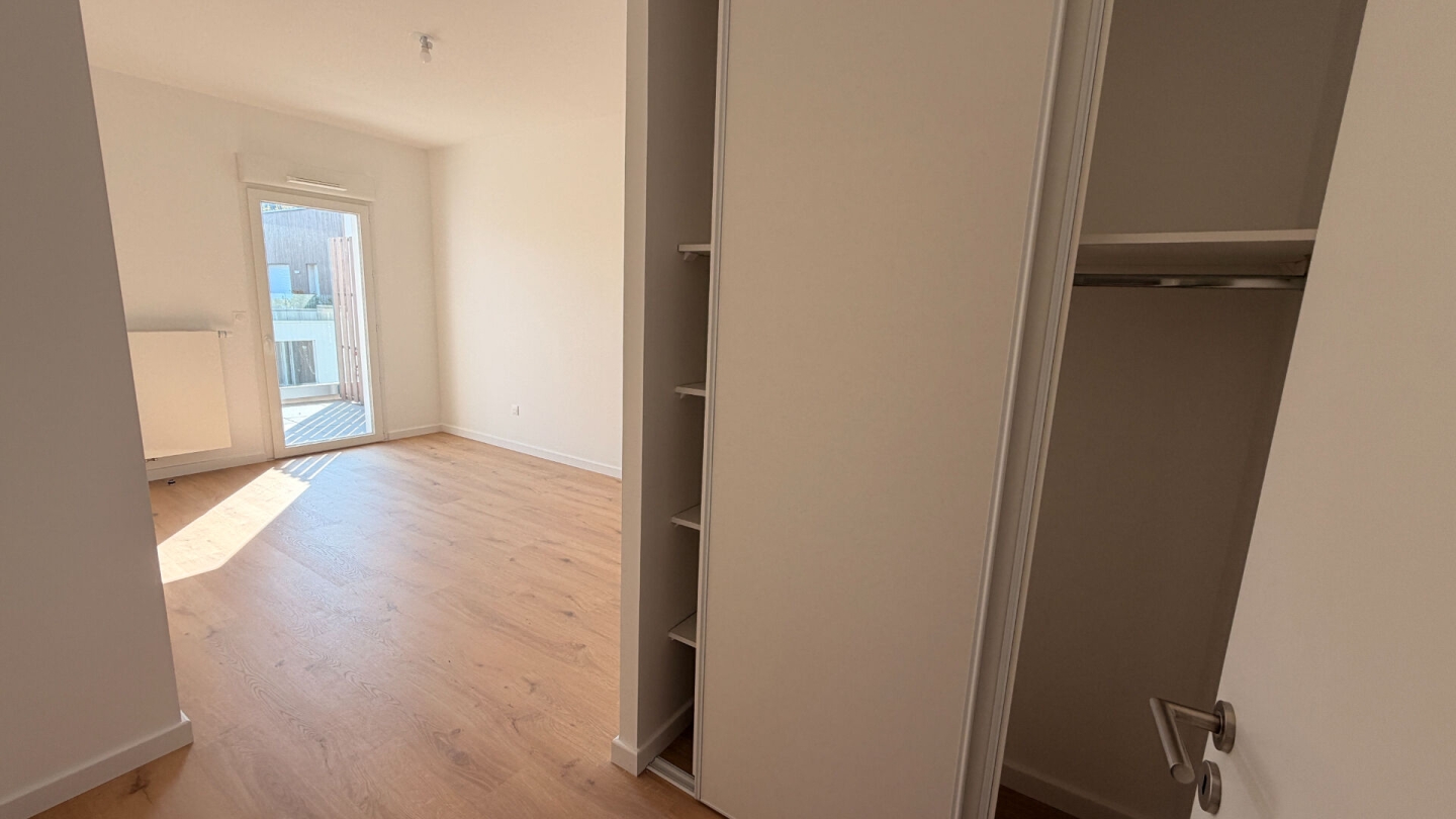 Appartement 5 pièces à Bezannes - photo 9