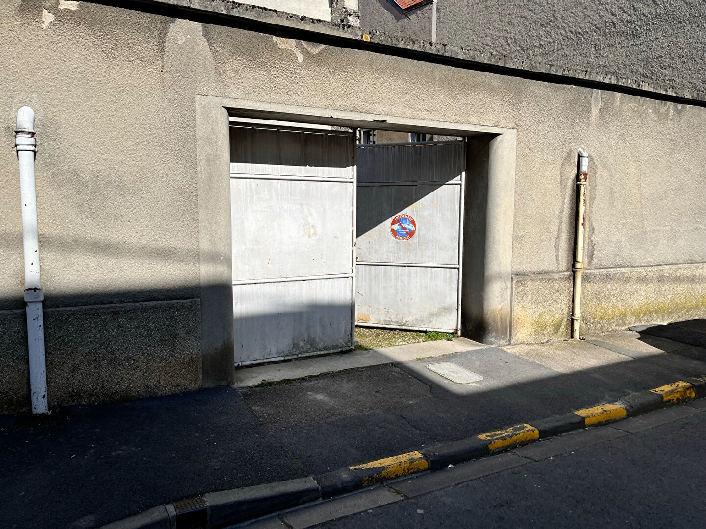  Parking / box Reims  12 m2 - photo 2