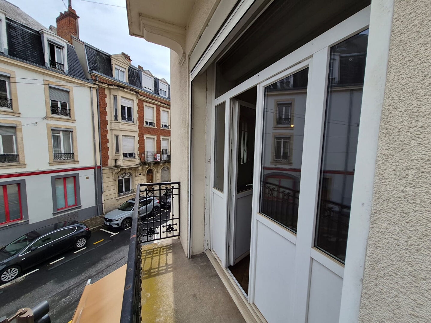 Appartement 4 pièces à Reims - photo 2