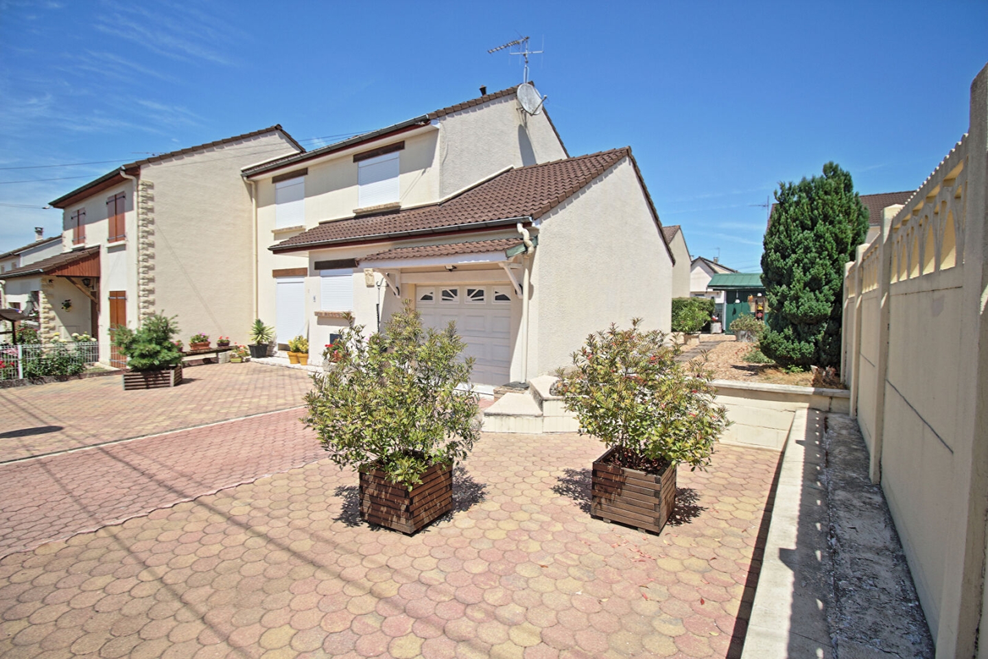 Maison 4 pièces à Fagnieres - photo 1