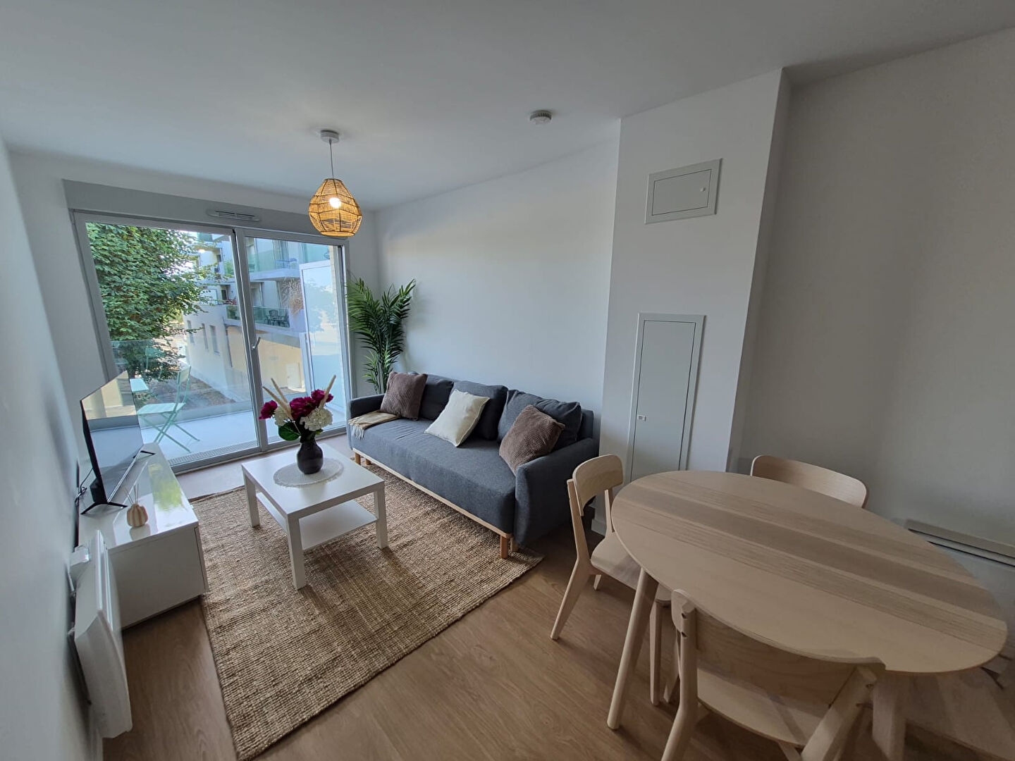 Appartement 3 pièces à Reims - photo 2