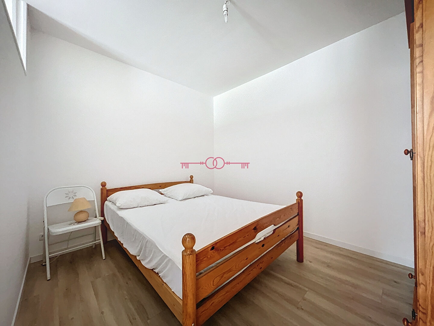  À VENDRE EN EXCLUSIVITÉ - EN HYPER CENTRE D'ÉPERNAY - TYPE 1 BIS - photo 3