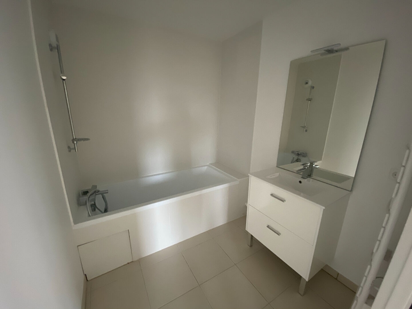 Appartement 4 pièces à Bezannes - photo 7